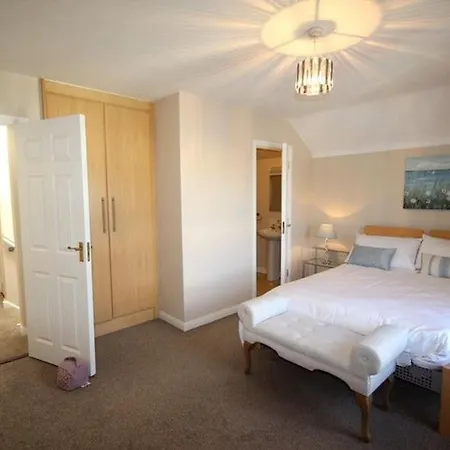 Holiday home 2 Court Clifden